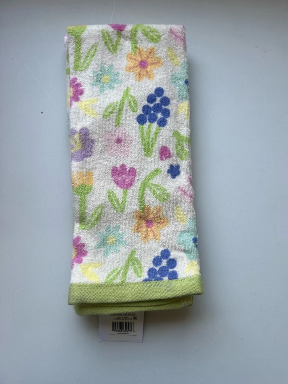 2pk Easter Floral Hand Towel Set - Room Essentials